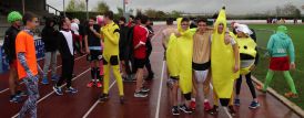 Même sous la pluie, certains avaient la banane !